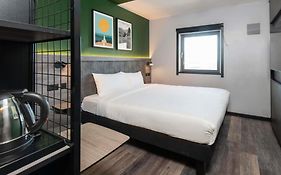 Ibis Styles London Gatwick Airport